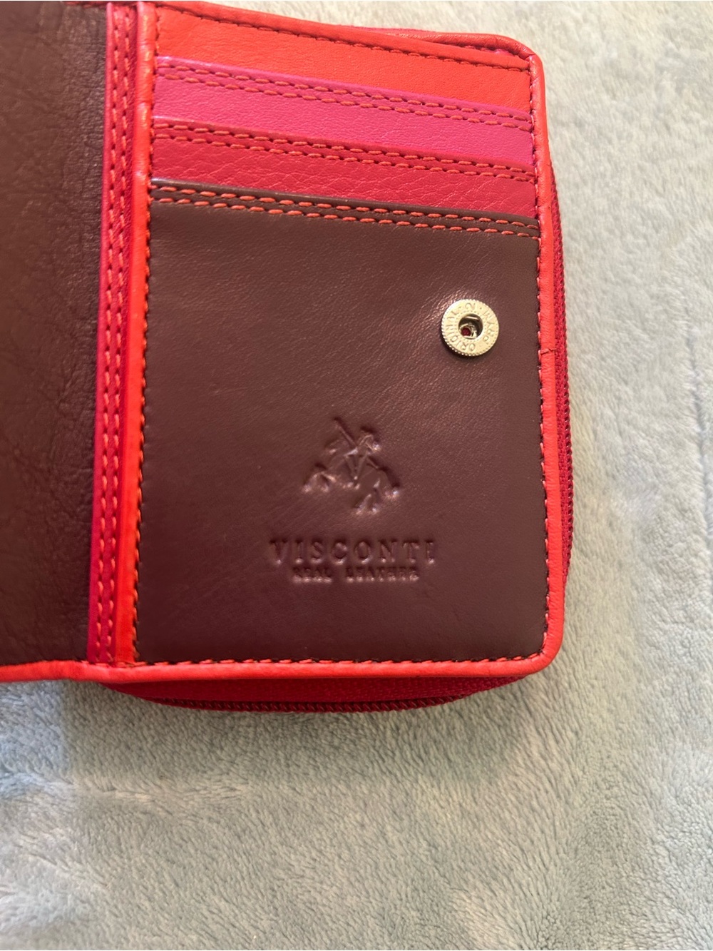 Visconti women’s compact leather color block wallet with zipper - Picture 6 of 10